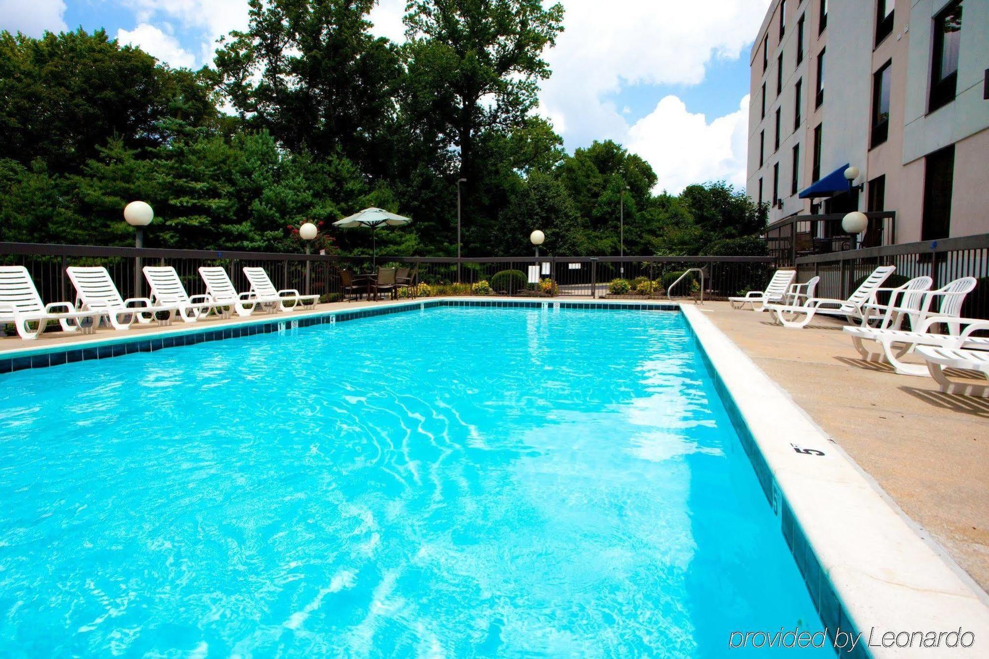 Holiday Inn Express Richmond-Mechanicsville By Ihg Bagian luar foto